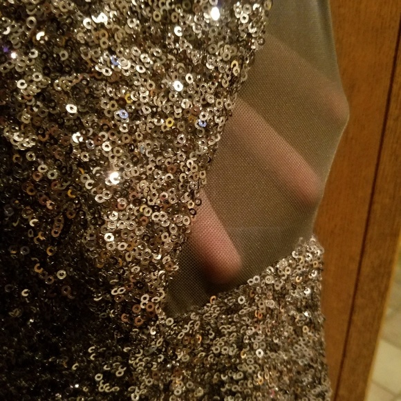 bebe sequin evening dress EUC - Picture 4 of 6